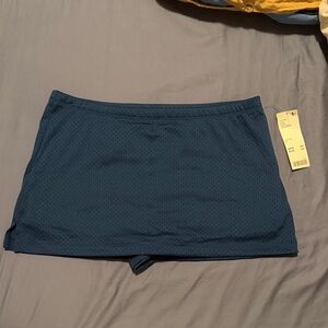 NWT Urban outfitters sport skort sz Small
